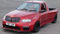 Британци кръстосаха пикап Skoda с мотоциклет Suzuki