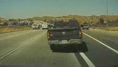 Войната срещу Tesla се пренесе и на пътищата