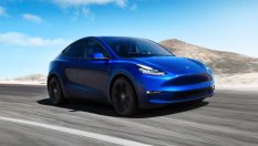 Tesla е премахнала електроника от колите си, за да постигне продажби