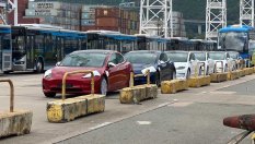 Tesla продаде само една кола за месец на голям пазар