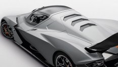 KTM разкри спортния си автомобил за обществени пътища