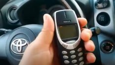 Как се краде кола с помощта на Nokia 3310