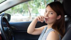 Миризмата на ново в автомобила ще бъде забранена