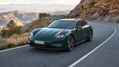Porsche напомпа електрическия си флагман