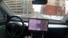 Автономният режим на Tesla се оказва кошмар на сняг