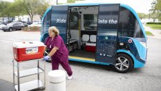 Безпилотни коли помагат в борбата с вируса