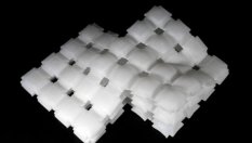 Учени създават "жив" материал за салона на автомобилите