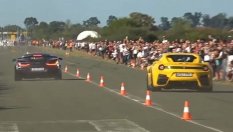 Ferrari F12tdf също се пробва срещу Rimac Nevera