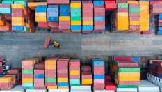 Жена плати 3200 долара за контейнер и откри ... класика