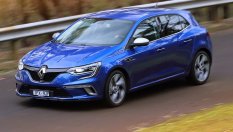 Renault обяви сервизна акция... за да задраска нещо в упътването