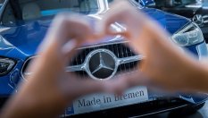 Втори производител на емблеми на Mercedes фалира