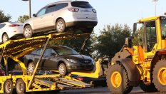 Автомобили на цена на скрап: как работи американският пазар втора ръка