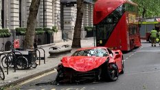 Британски рапър разби Ferrari за 250 000 паунда
