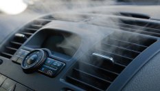 Защо някои шофьори пускат климатика и отварят прозорците през зимата