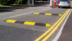 Неочакваната връзка межу Опенхаймер и легналите полицаи