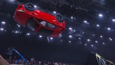 Jaguar E-Pace дебютира с рекорд на Гинес (ВИДЕО)