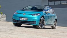 Tesla Model 3 разгроми Volkswagen ID.3... в Германия