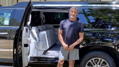 Сталоун продава проектиран от него Cadillac Escalade