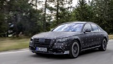 Новият Mercedes-AMG S 63 ще бъде хибрид с 800 коня
