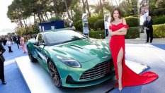 Първият Aston Martin DB12 беше продаден за 1.5 милиона евро