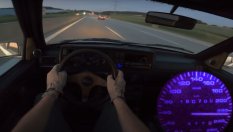 Старо не означава бавно – VW Golf Mk2 лети по магистрала