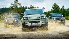 Defender, G-Class и Jeep Wrangler сe сражават в теглене на въже