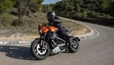 Швейцарец постави рекорд с електрически Harley-Davidson