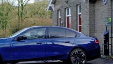 BMW пуска приложение, което изчислява дали ви трябва EV