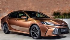 Новата Toyota Camry се появи на европейския пазар