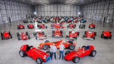 Бърни Екълстоун продава своите 69 болида от F1