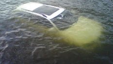 Как да разпознаем наводняван автомобил?