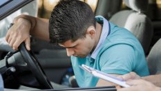 Нова система ще разпознава пияните шофьори по походката