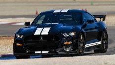 Четири нови Ford Mustang Shelby GT500 бяха откраднати като на филм