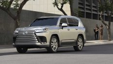 Новият Lexus LX дебютира с два V6 мотора и във VIP-версия с 4 места