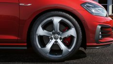 Volkswagen ще предложи по-мощен Golf GTI (ВИДЕО)