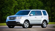 Крадец откри дете в отмъкната от него кола и го върна на майката