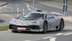 Хиперколата на Mercedes-AMG се счупи на "Нюрбургринг"