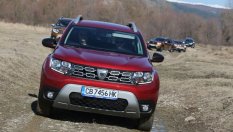 Dacia Duster гони върха с мотор на Daimler