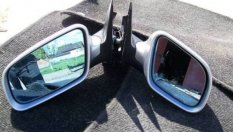 Защо при някои германски коли дясното огледало е по-малко от лявото?