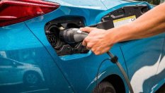 Електромобилите и хибридите пестят 50% от поддръжка и ремонт