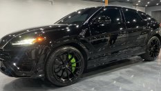 Най-богатият спортист се похвали с уникален Urus