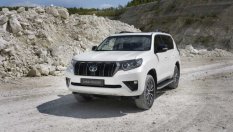 Toyota Land Cruiser Prado става хибрид с 400 коня