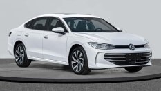 Новият VW Passat все пак стана седан
