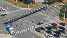 Как се завива с 90-метров камион?