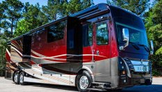 Какво представлява кемпер за милион долара?