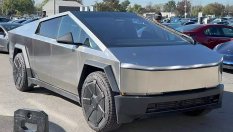 Tesla Cybertruck се превърна в „тухла“ веднага щом напусна магазина