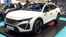 Френската автомобилна индустрия също е на ръба