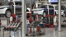 Tesla представи нова платформа, загатна и евтин модел