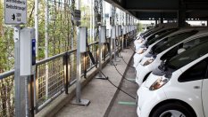 Toyota: Преходът към електромобили все още е невъзможен