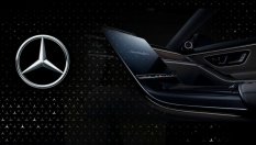 Производителят на Mercedes сменя името си